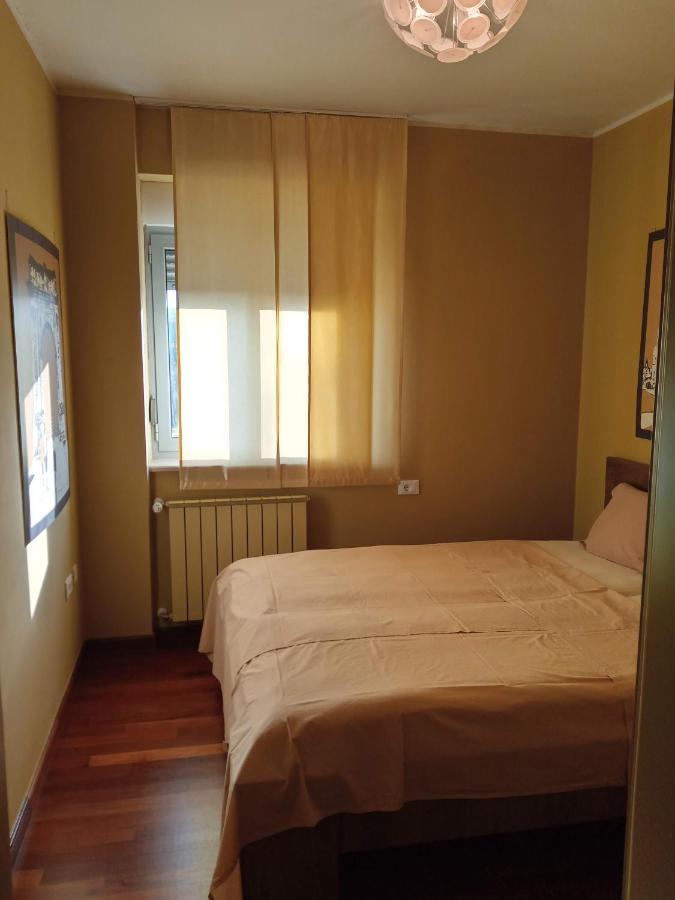 Apartment Laura Pula Buitenkant foto