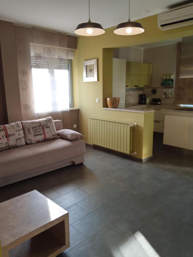 Apartment Laura Pula Buitenkant foto